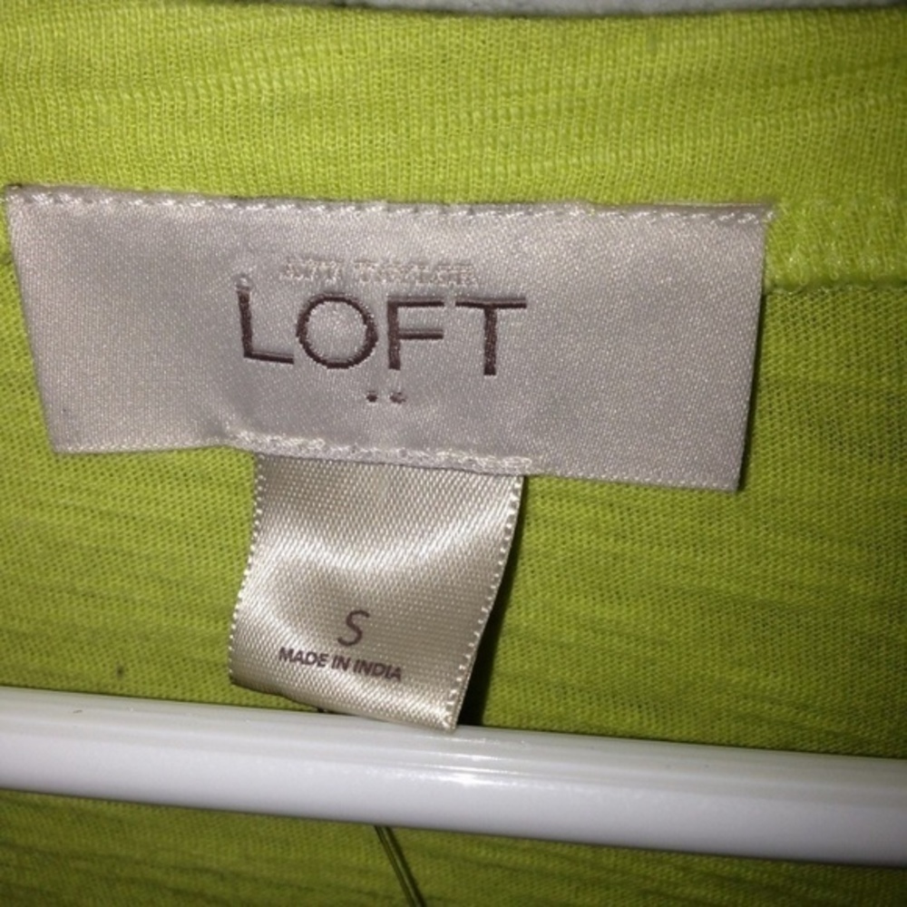 Ann Taylor‎ LOFT Women's Small Green Tee Shirt Top NEW - Picture 3 of 4